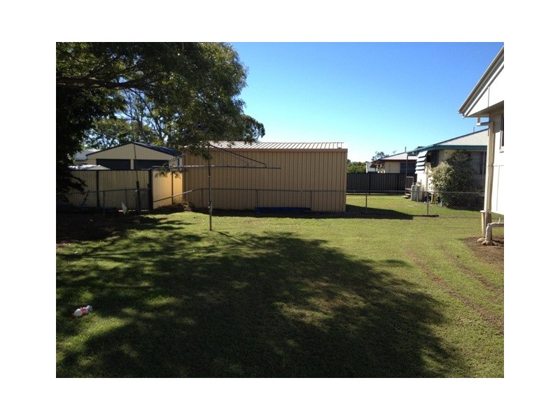 16 Bauhinia Street, Blackwater QLD 4717