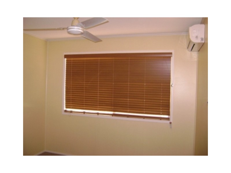 72  Arthur Street, Blackwater QLD 4717