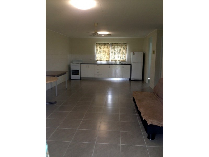 Unit2/22 Wilga Street, Blackwater QLD 4717