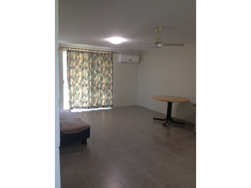 Unit2/22 Wilga Street, Blackwater QLD 4717