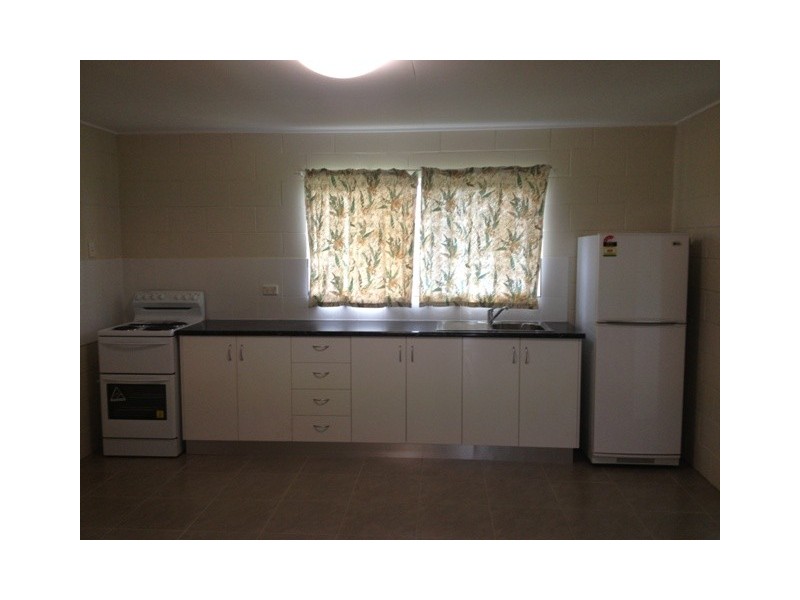 Unit2/22 Wilga Street, Blackwater QLD 4717