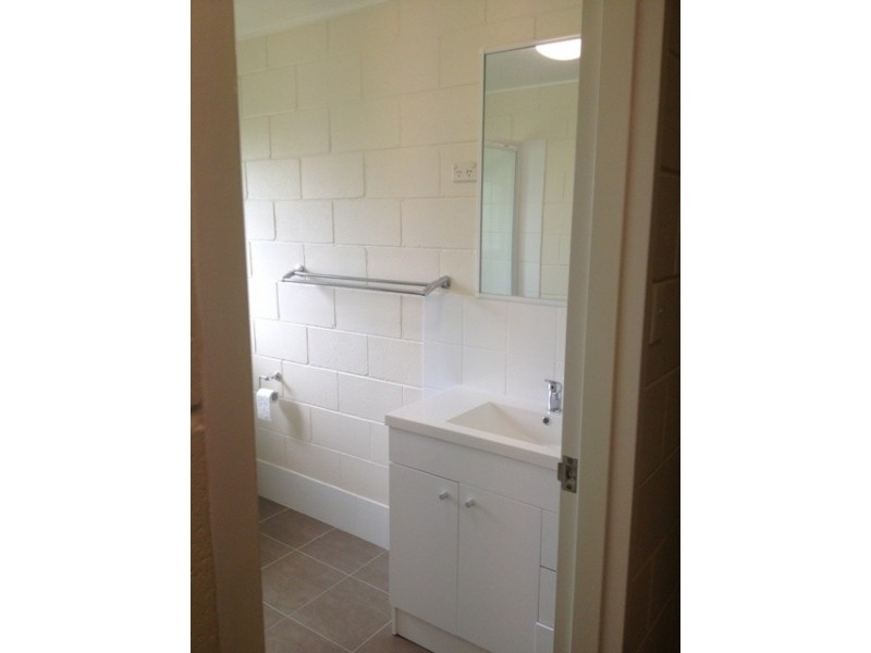 Unit2/22 Wilga Street, Blackwater QLD 4717