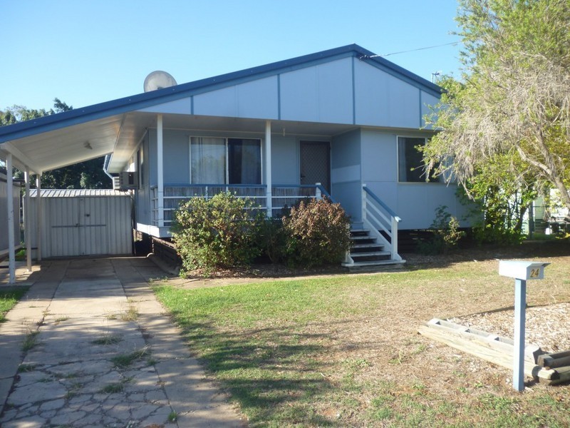 24 Gidyea Street, Blackwater QLD 4717