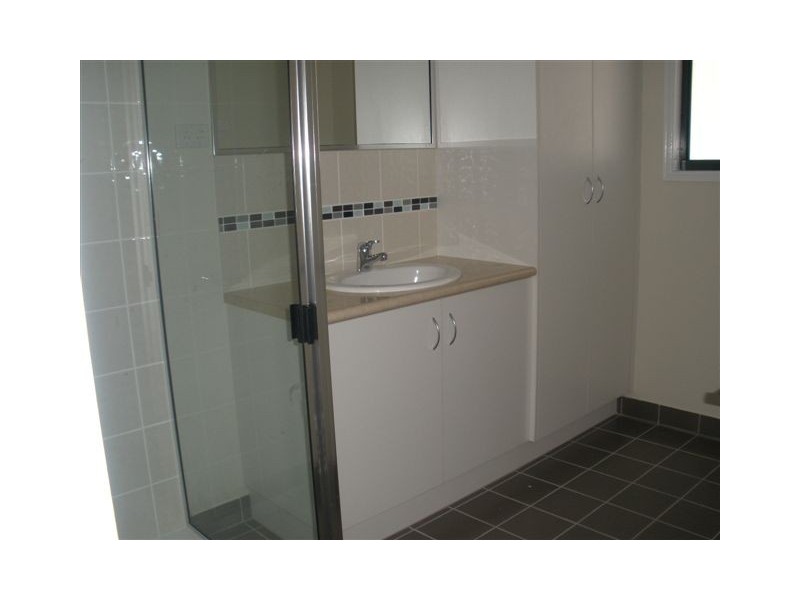 11B Summer Red Court, Blackwater QLD 4717