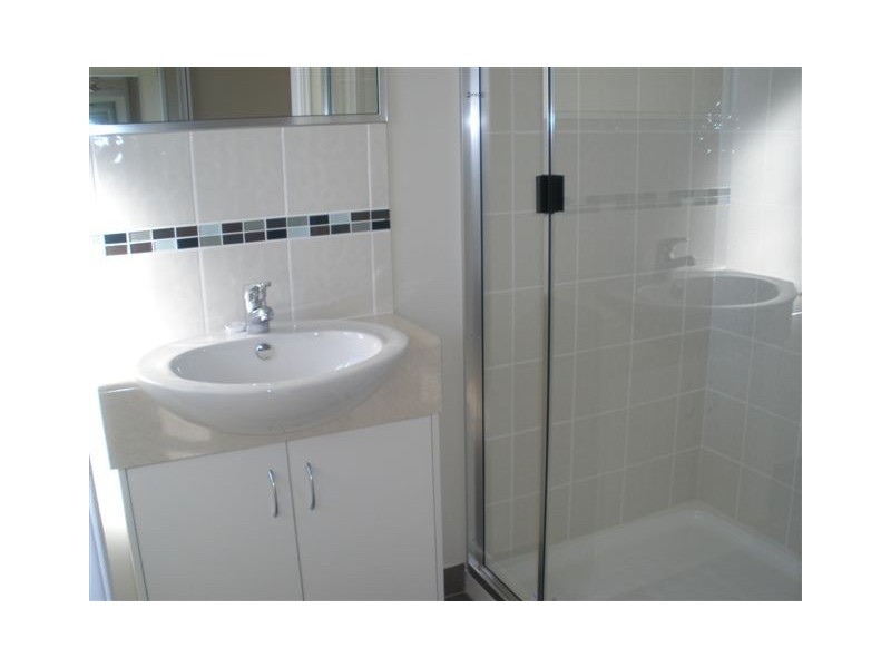 11B Summer Red Court, Blackwater QLD 4717