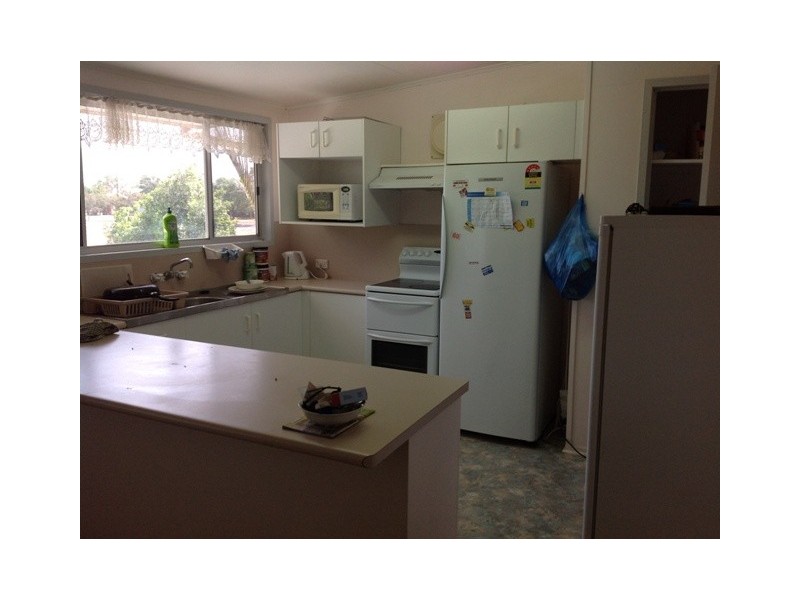 13 Adams Crescent, Blackwater QLD 4717