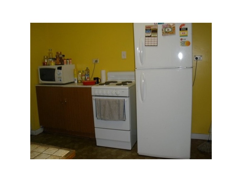 18 WILGA STREET, Blackwater QLD 4717