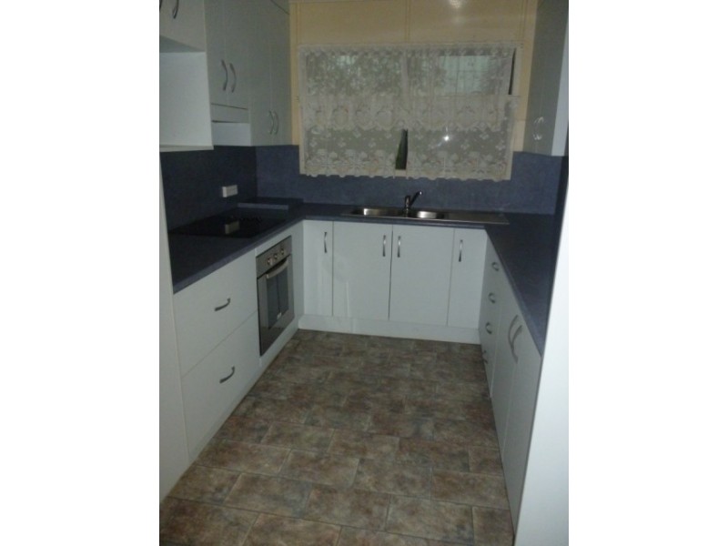 24 Yellowwood Street, Blackwater QLD 4717