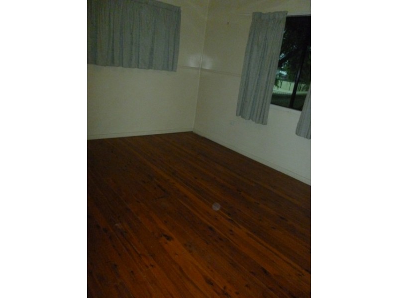 24 Yellowwood Street, Blackwater QLD 4717