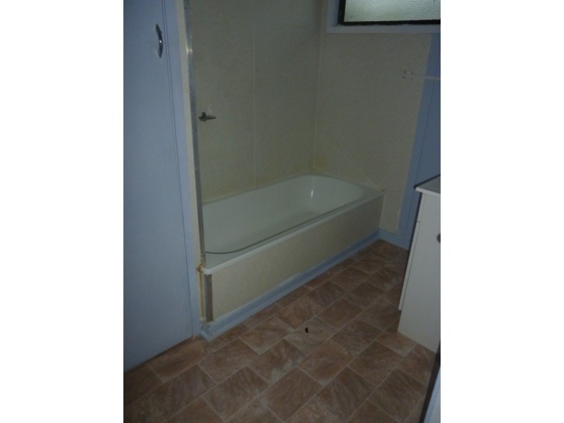 24 Yellowwood Street, Blackwater QLD 4717