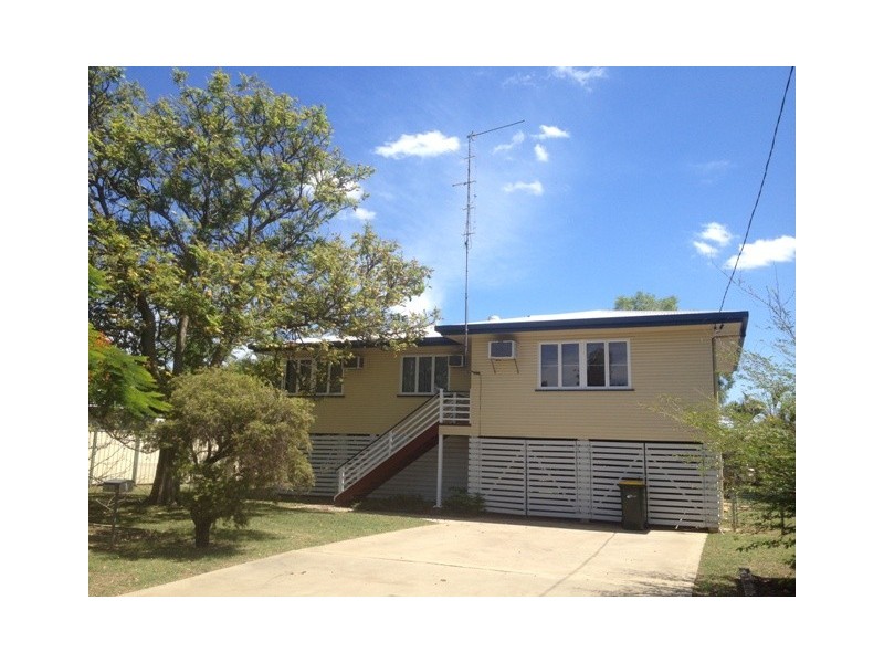 1 Seeman Street, Blackwater QLD 4717