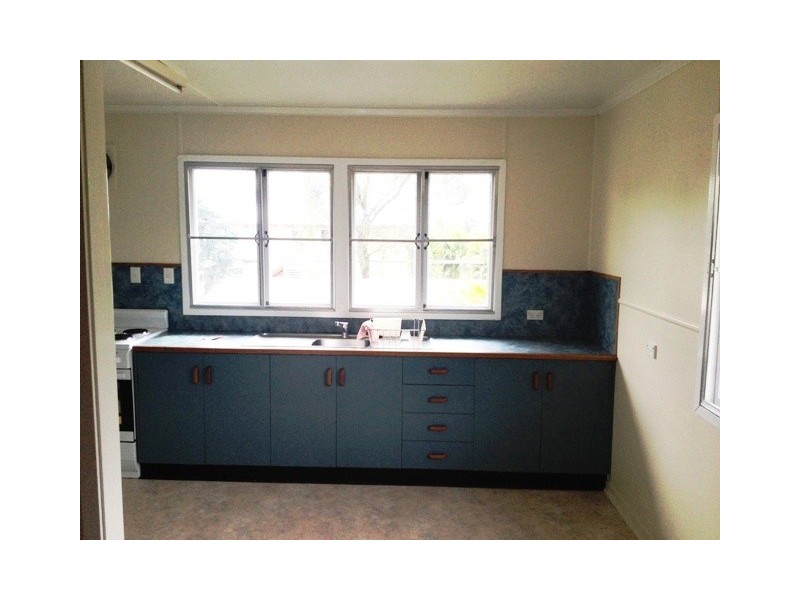 1 Seeman Street, Blackwater QLD 4717