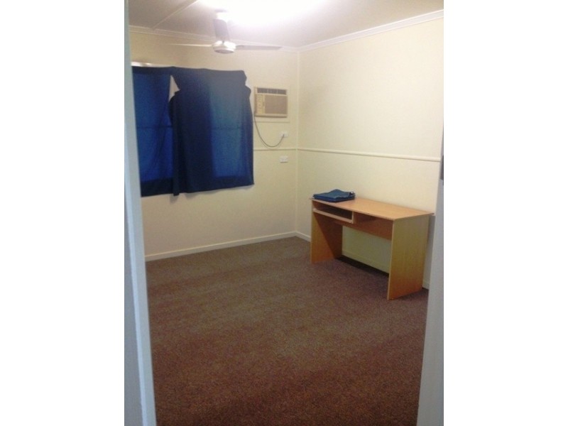 1 Seeman Street, Blackwater QLD 4717