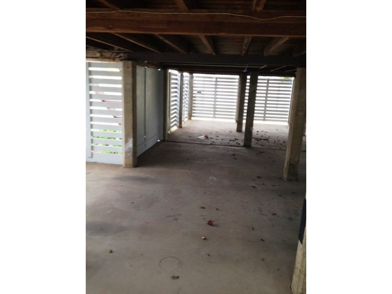 1 Seeman Street, Blackwater QLD 4717