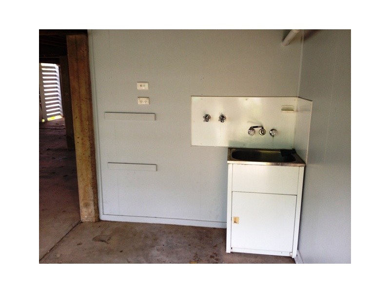 1 Seeman Street, Blackwater QLD 4717