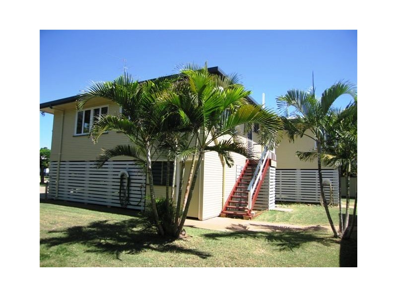 1 Seeman Street, Blackwater QLD 4717