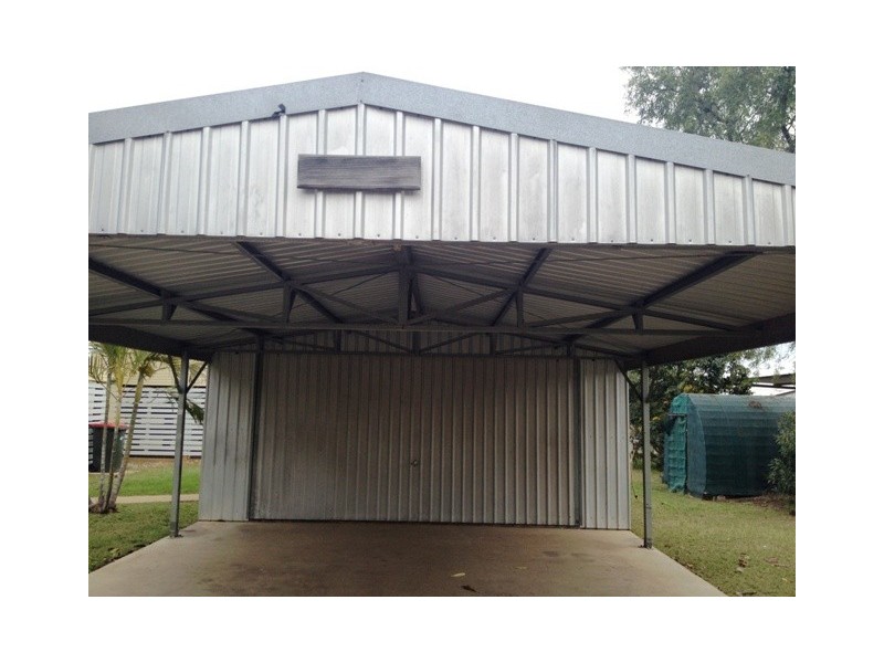 1 Seeman Street, Blackwater QLD 4717