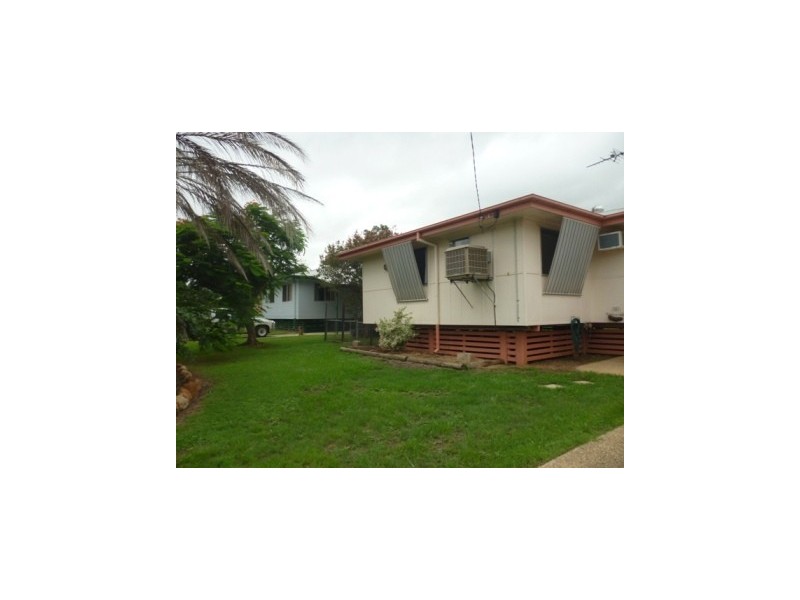 7 Gidyea Street, Blackwater QLD 4717