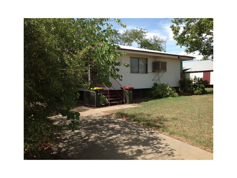 29 Arthur Street, Blackwater QLD 4717