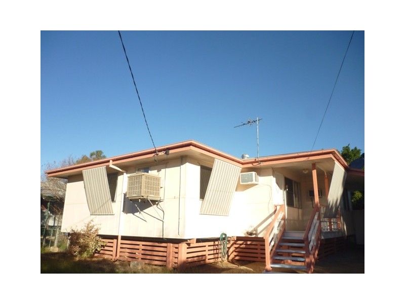 7 Gidyea Street, Blackwater QLD 4717