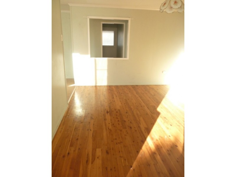 7 Gidyea Street, Blackwater QLD 4717