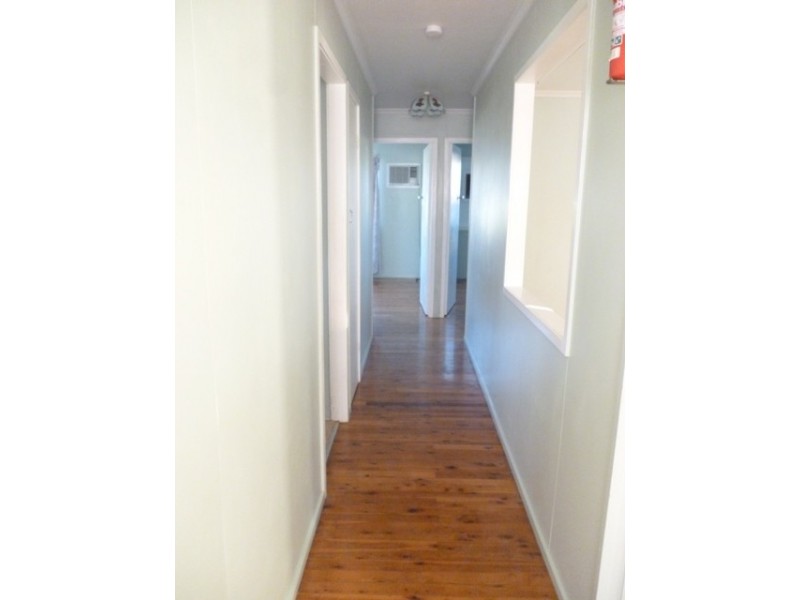 7 Gidyea Street, Blackwater QLD 4717