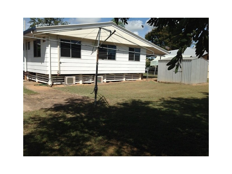 46 Acacia Street, Blackwater QLD 4717
