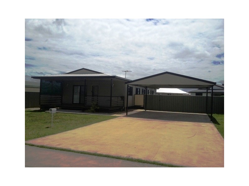 10 Hunter Street, Blackwater QLD 4717