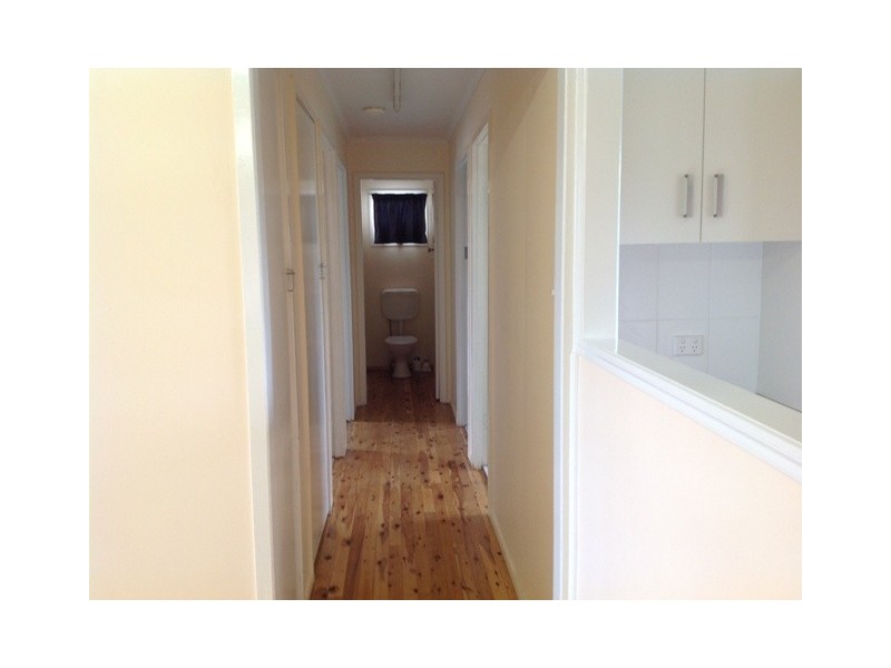 10 Acacia Street, Blackwater QLD 4717