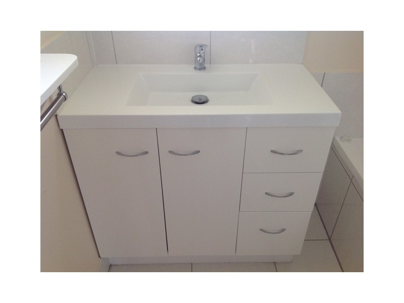 10 Acacia Street, Blackwater QLD 4717