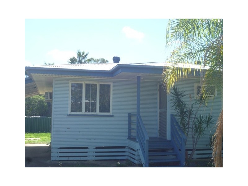 2 ARNOLD STREET, Blackwater QLD 4717