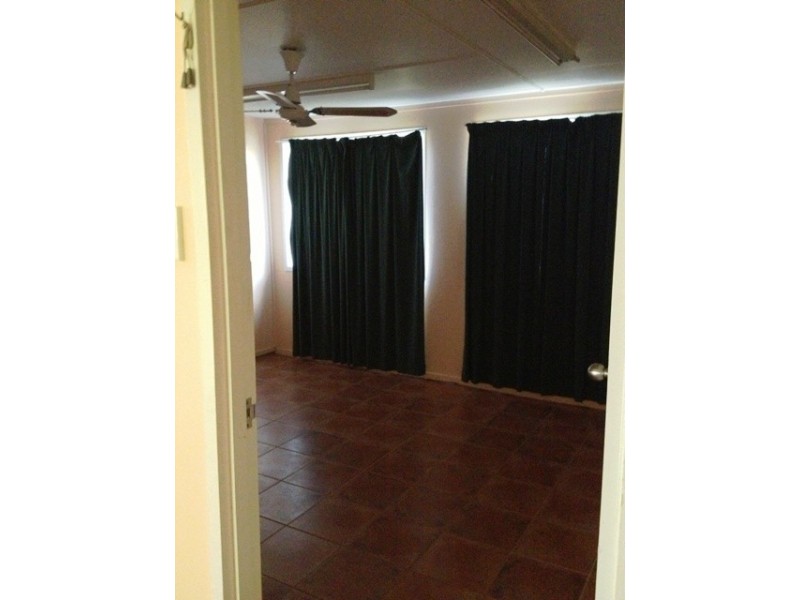 3 Scantlebury, Blackwater QLD 4717