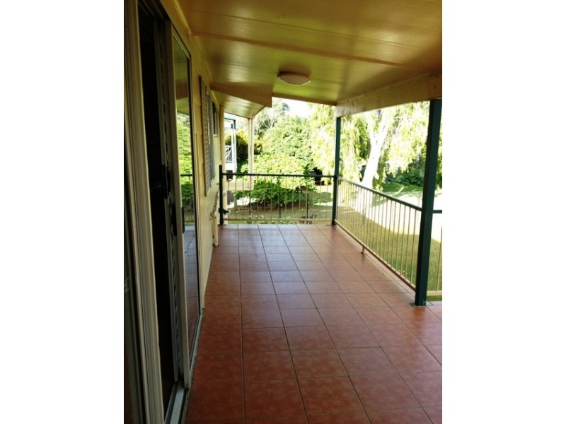 3 Scantlebury, Blackwater QLD 4717