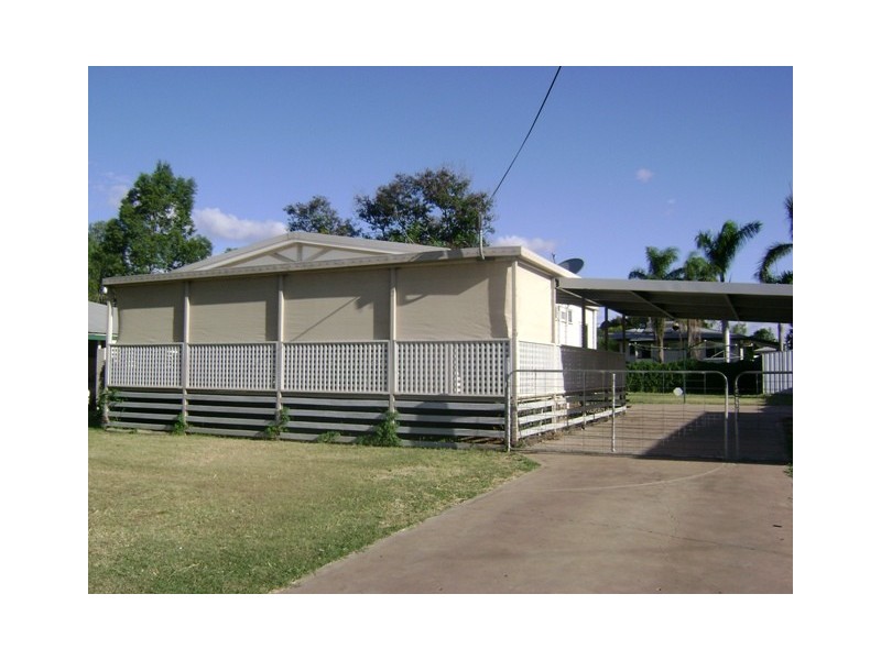 5 Mangrove Street, Blackwater QLD 4717