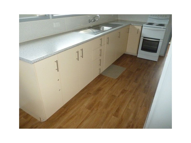 7 Eucalyptus Street, Blackwater QLD 4717