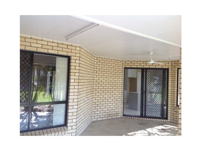 21 SANDALWOOD STREET, Blackwater QLD 4717