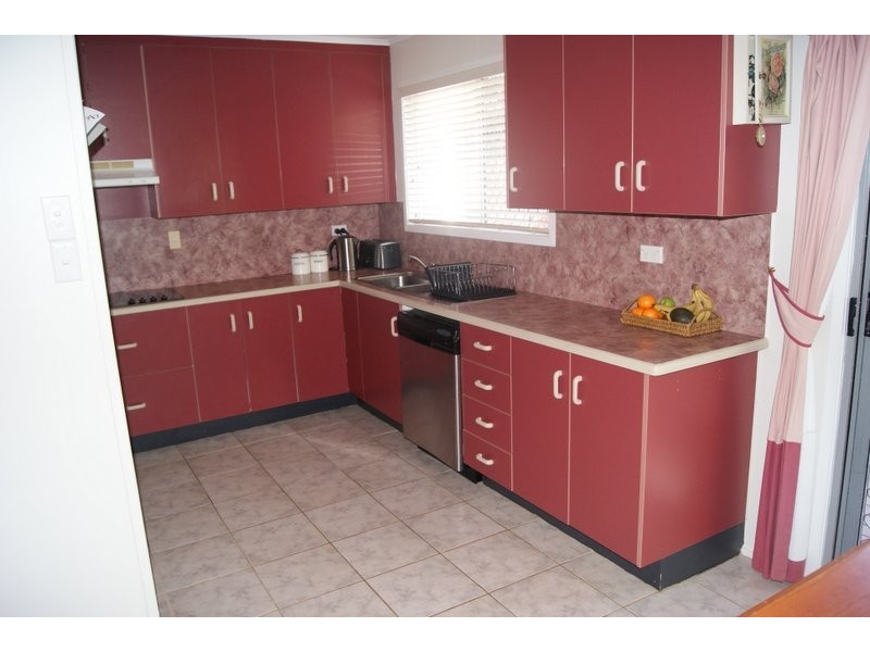 34 Rufus Street, Blackwater QLD 4717