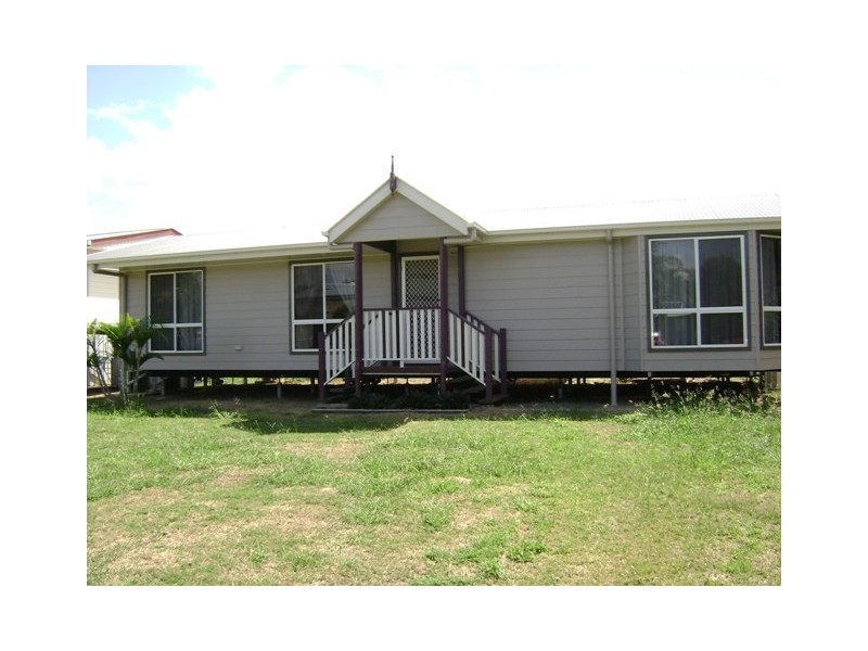 6 Cork Street, Blackwater QLD 4717