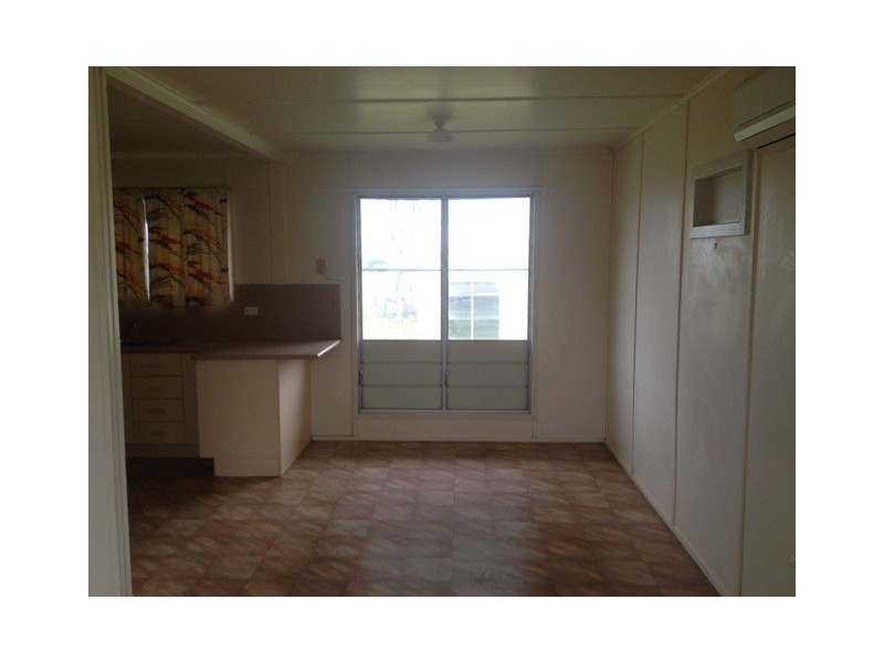 30 Littlefield Street, Blackwater QLD 4717