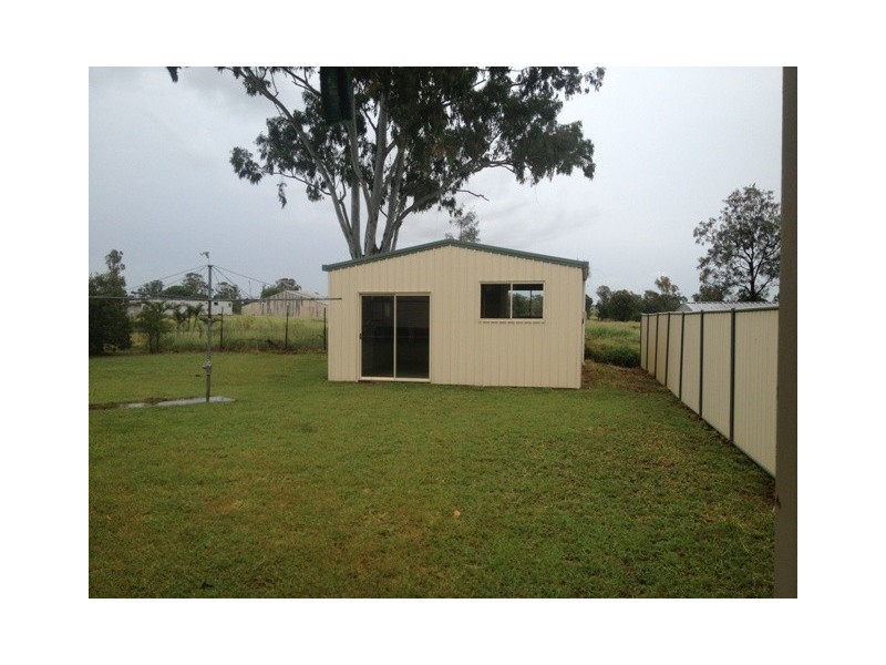 30 Littlefield Street, Blackwater QLD 4717