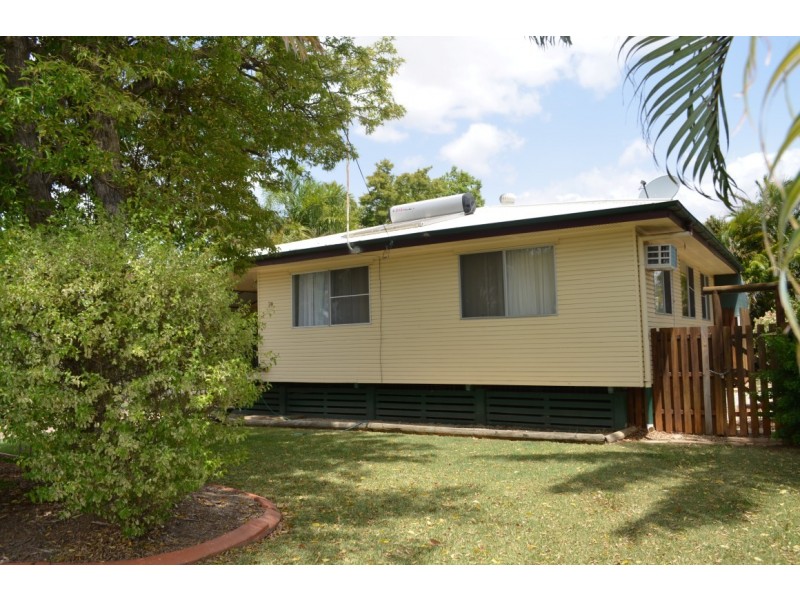 28 Bottletree Avenue, Blackwater QLD 4717