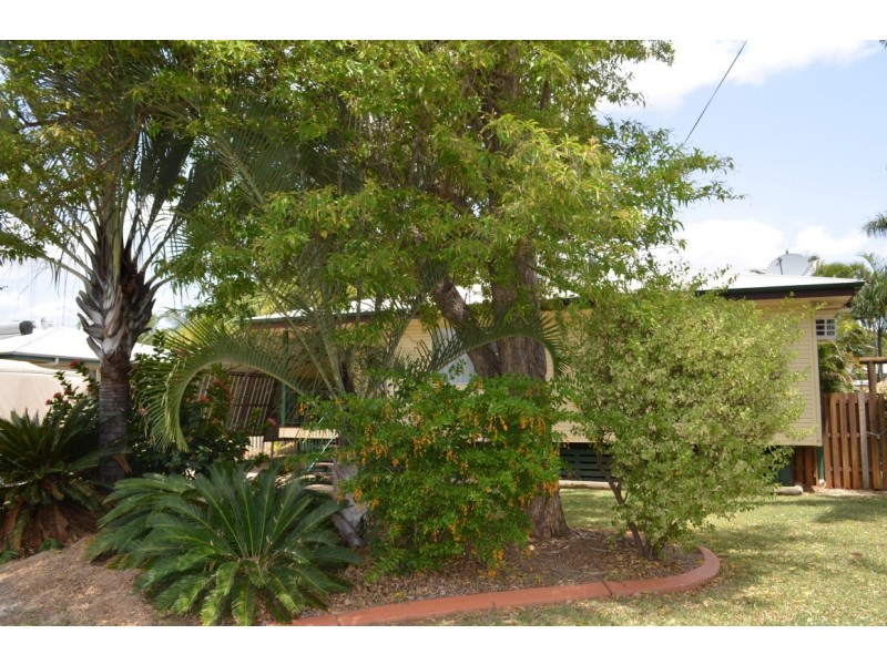 28 Bottletree Avenue, Blackwater QLD 4717