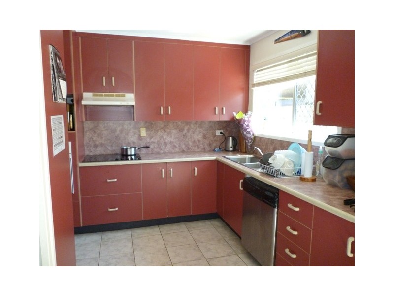 34 Rufus Street, Blackwater QLD 4717