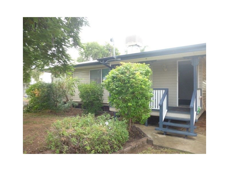 34 Rufus Street, Blackwater QLD 4717