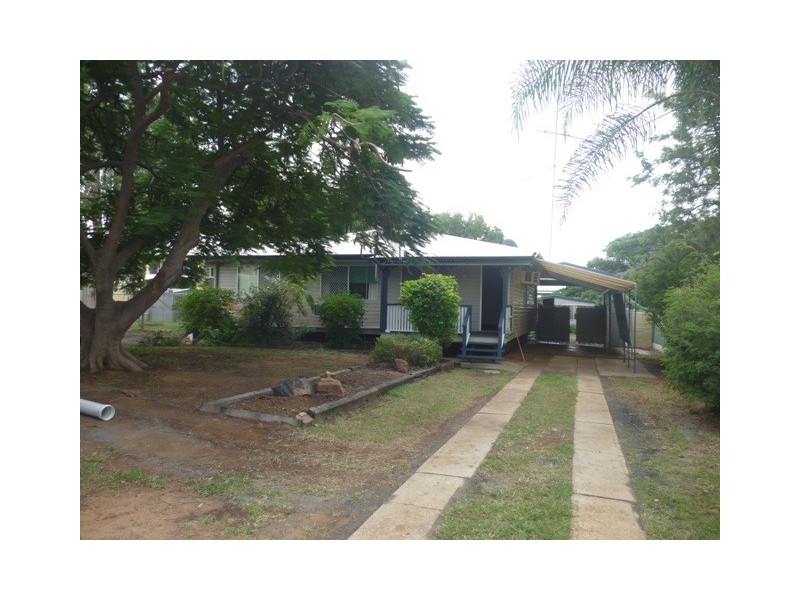 34 Rufus Street, Blackwater QLD 4717