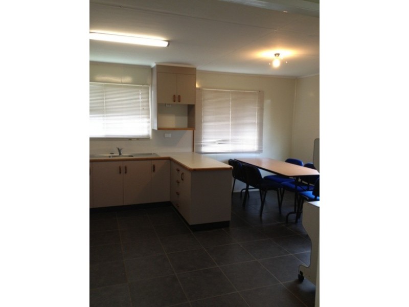 78 Arthur Street, Blackwater QLD 4717