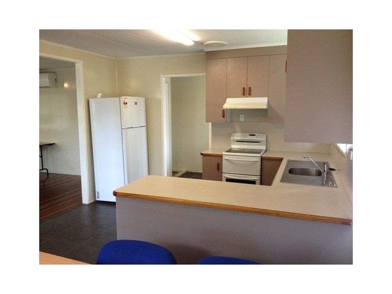 78 Arthur Street, Blackwater QLD 4717