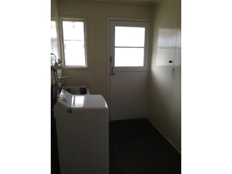 78 Arthur Street, Blackwater QLD 4717
