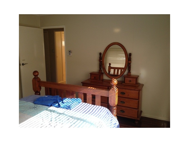78 Arthur Street, Blackwater QLD 4717
