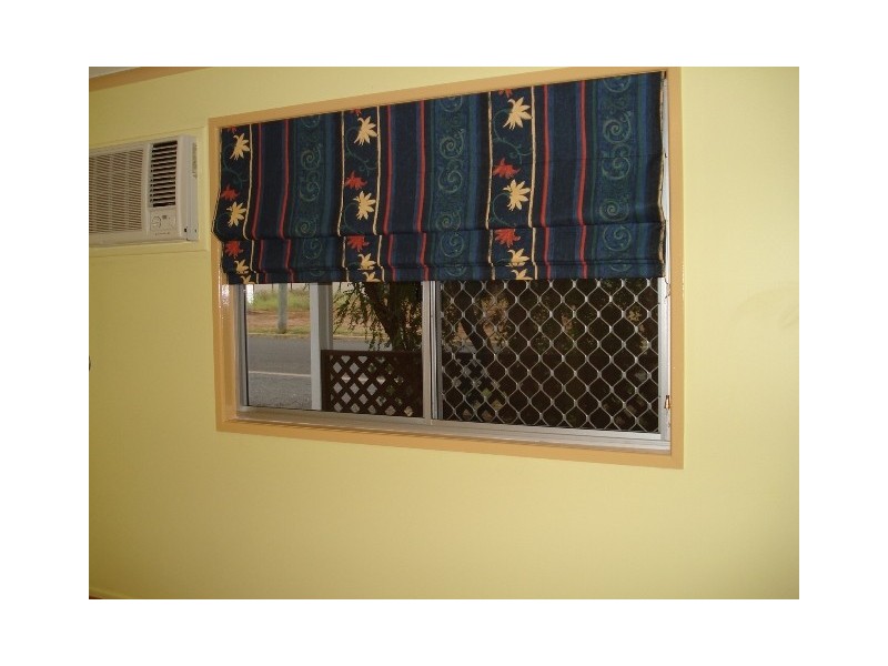 1 Rosewood St, Blackwater QLD 4717